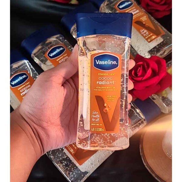 Click to enlarge Vaseline Care Cocoa Radiant Gel Body Oil (200ml)Made in Trumbull (USA )